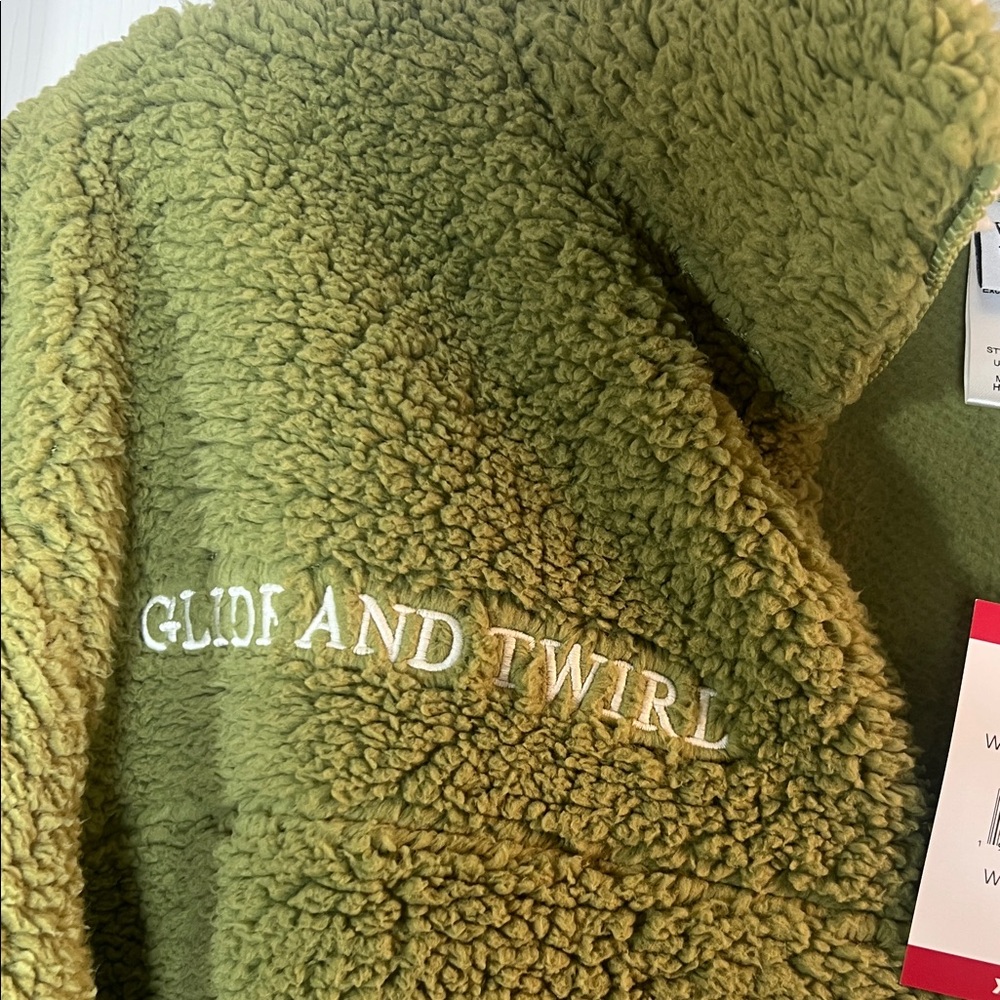 Disney Green Fleece Hoodie with Winnie the Pooh - Picture 6 of 9